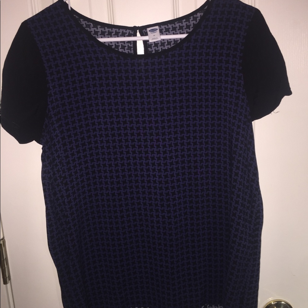 Old Navy houndstooth blouse